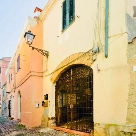 Wonderful Apartment In Old Alghero Dış mekan fotoğraf