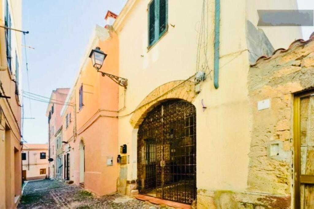 Wonderful Apartment In Old Alghero Dış mekan fotoğraf